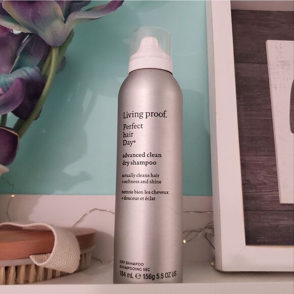 Living Proof Perfect Hair Day Shampoo Dry - Picture 10 of 15